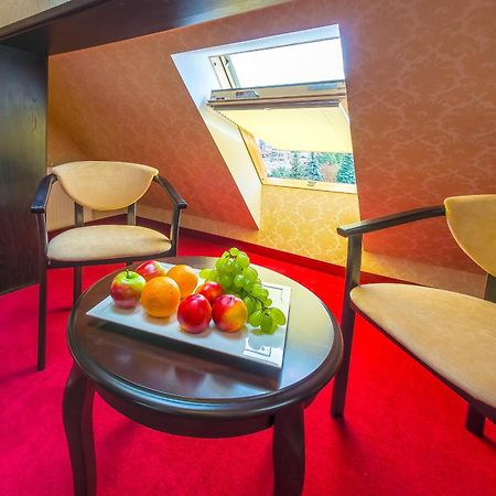 Franz Hotel&Restaurant Iwano-Frankiwsk Zewnętrze zdjęcie