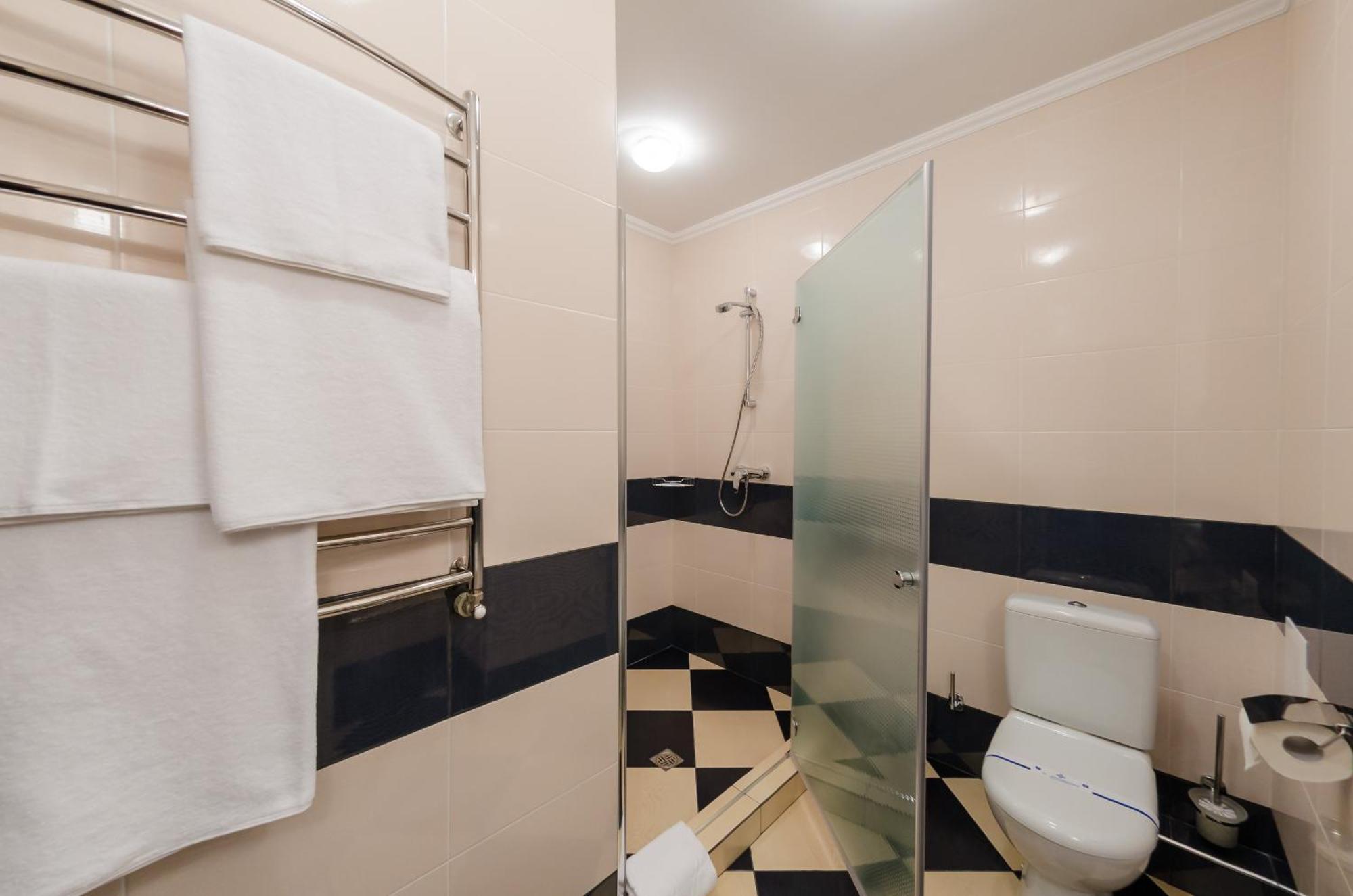 Franz Hotel&Restaurant Iwano-Frankiwsk Zewnętrze zdjęcie