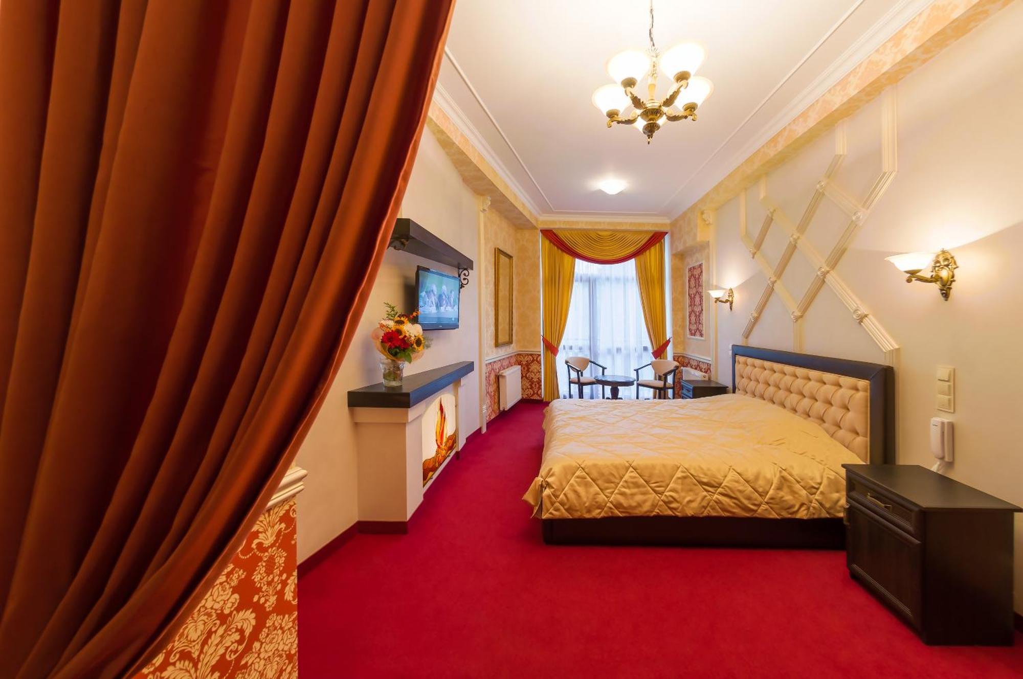 Franz Hotel&Restaurant Iwano-Frankiwsk Zewnętrze zdjęcie