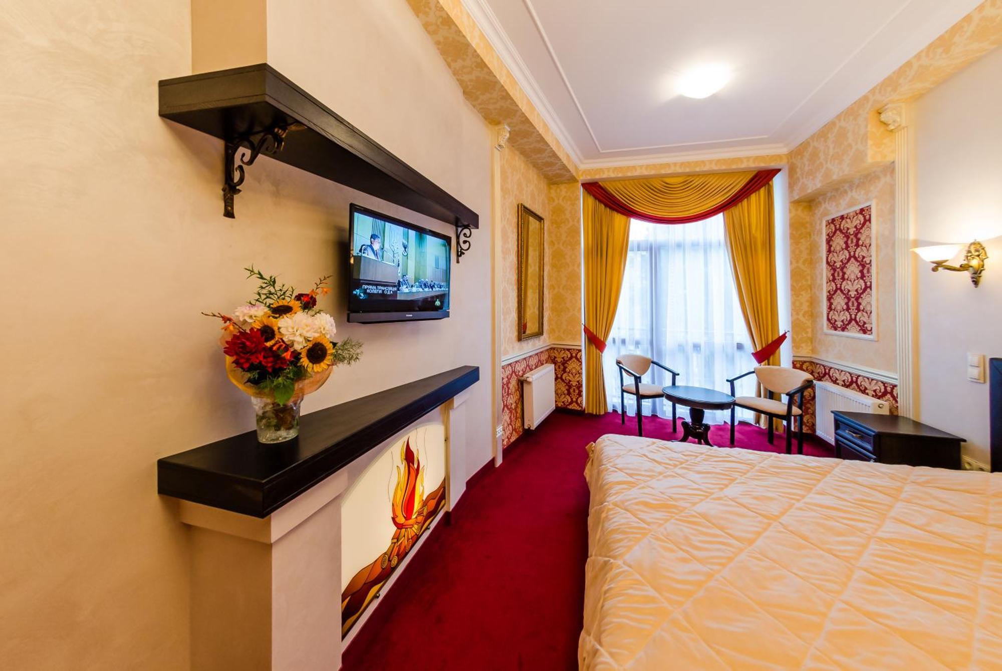 Franz Hotel&Restaurant Iwano-Frankiwsk Zewnętrze zdjęcie