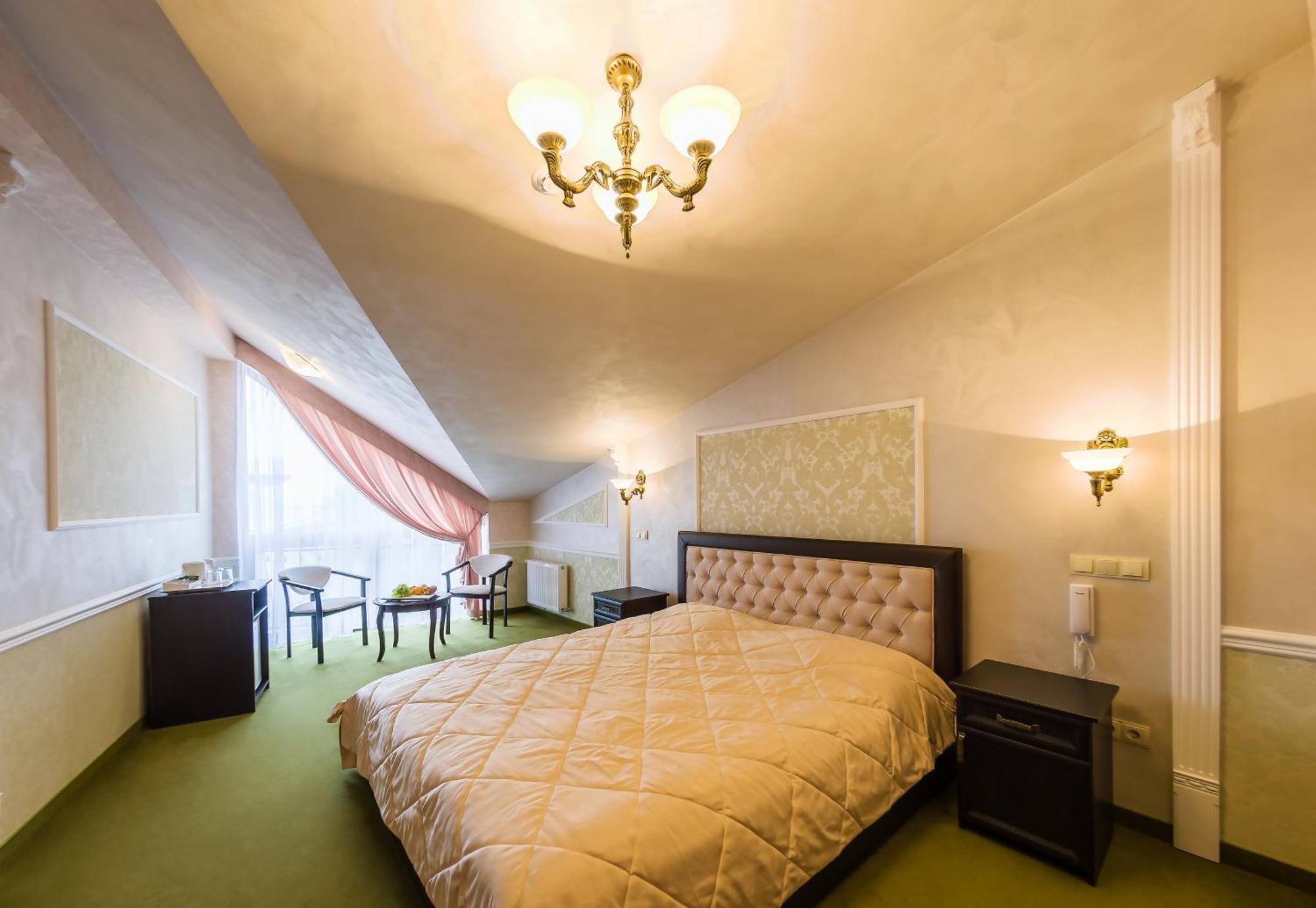 Franz Hotel&Restaurant Iwano-Frankiwsk Zewnętrze zdjęcie