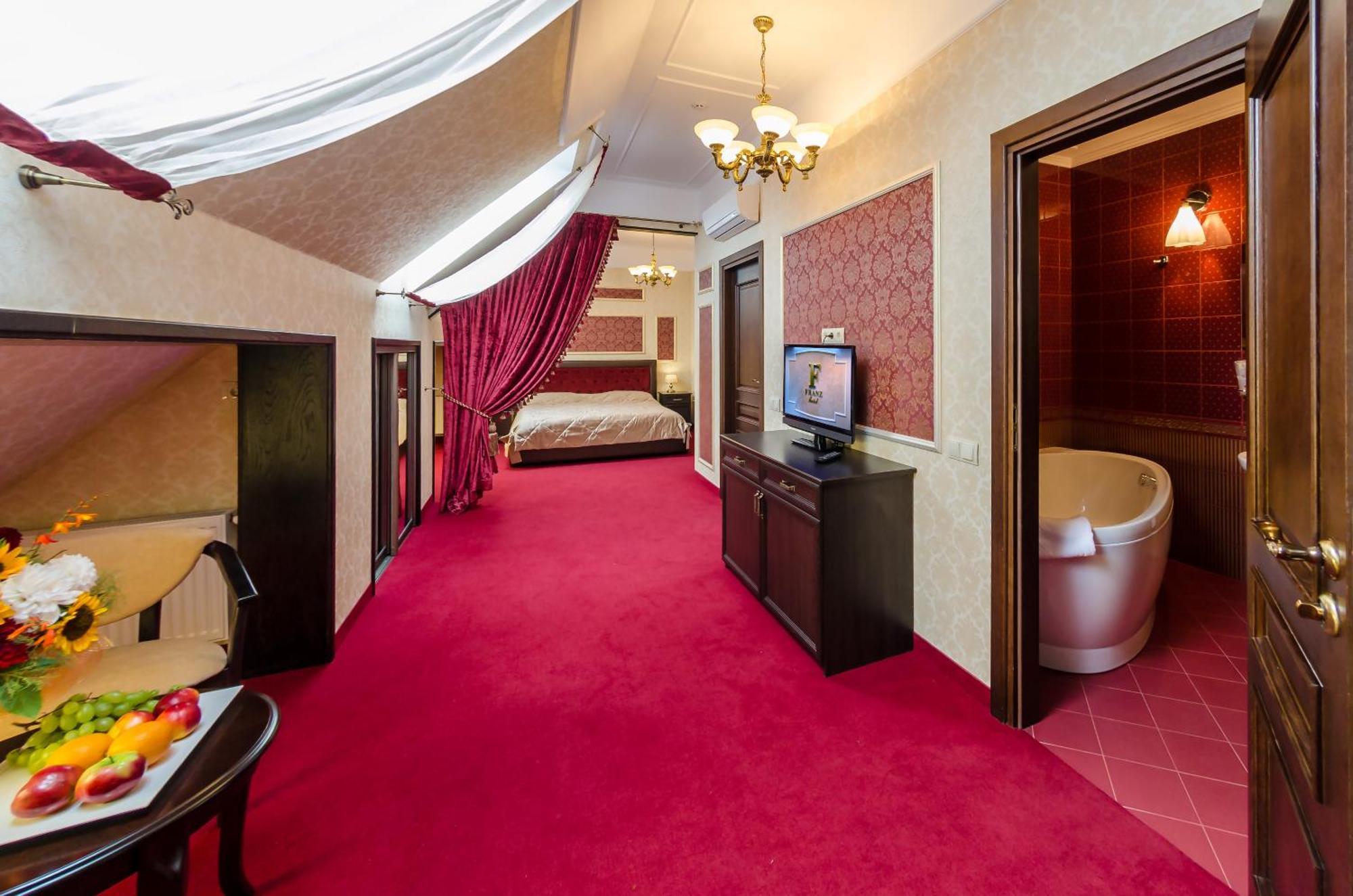 Franz Hotel&Restaurant Iwano-Frankiwsk Zewnętrze zdjęcie