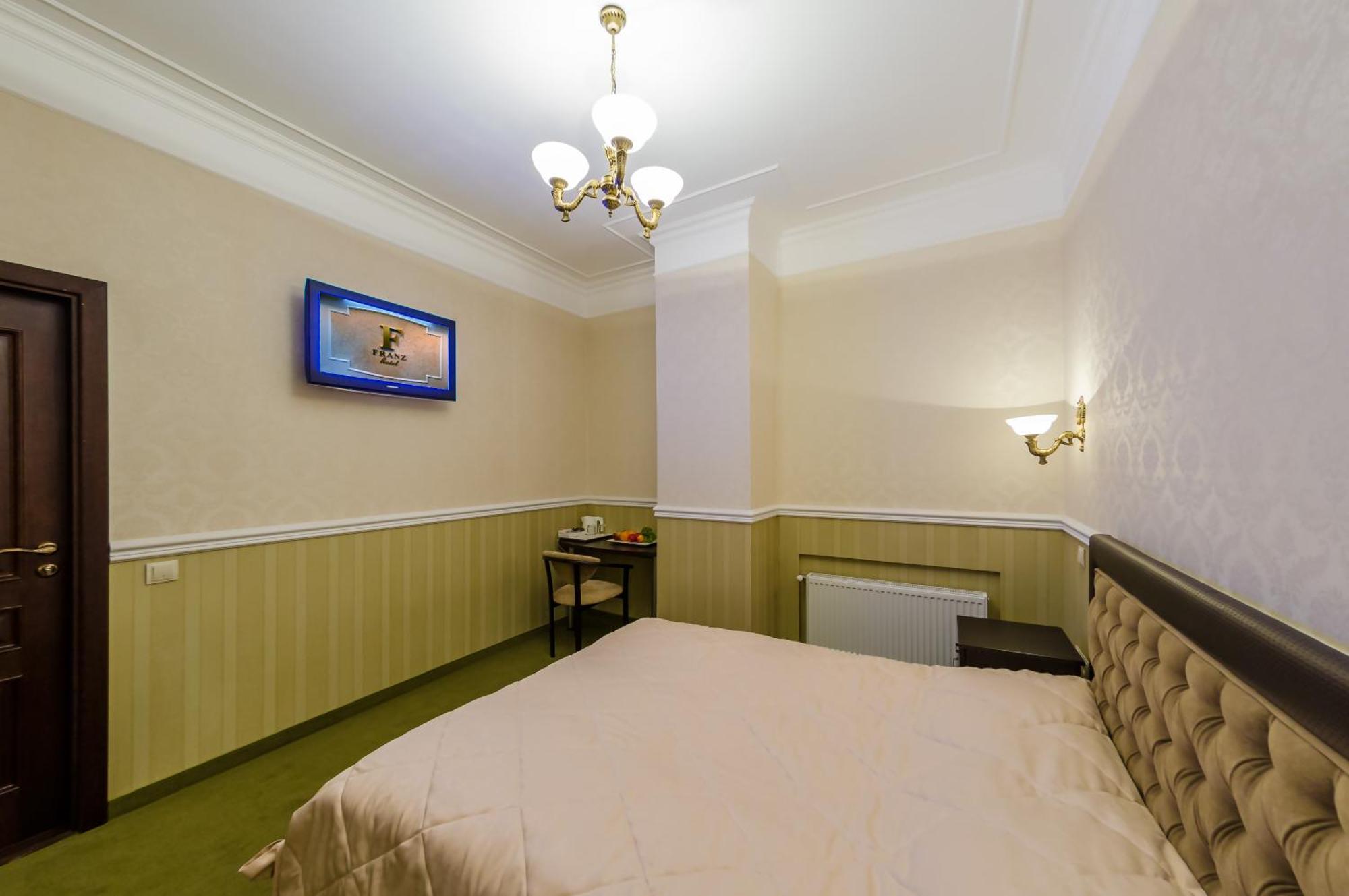 Franz Hotel&Restaurant Iwano-Frankiwsk Pokój zdjęcie